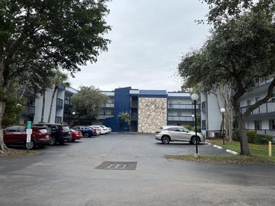 /international/us/3220-holiday-springs-boulevard-margate-fl-110097178444/