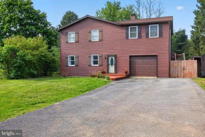 /international/us/307-w-pine-street-mount-holly-springs-pa-110107898319/