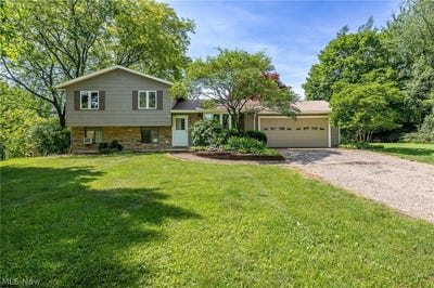 /international/us/10614-jones-road-litchfield-oh-110108656008/