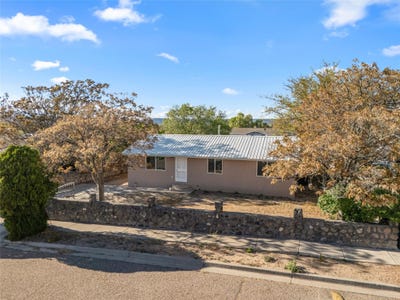 /international/us/1913-e-shadowood-lane-espanola-nm-110107512838/