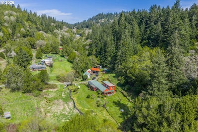 /international/us/55395-glen-aiken-creek-rd-coquille-or-110107290151/