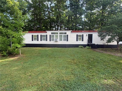 /international/us/2476-cunningham-road-salem-oh-110108694275/