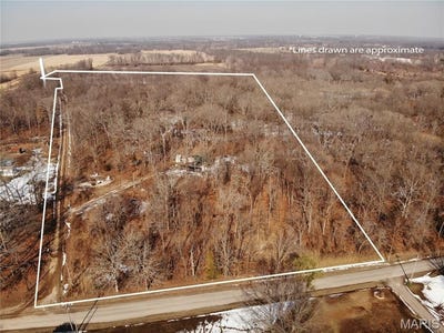 /international/us/2921-lazy-acre-road-odin-il-110105709656/