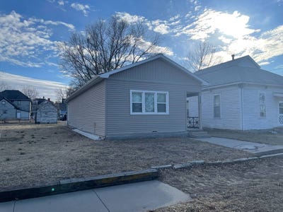 /international/us/228-e-6th-concordia-ks-110105706313/