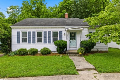 /international/us/221-n-1st-street-danville-ky-110108352692/