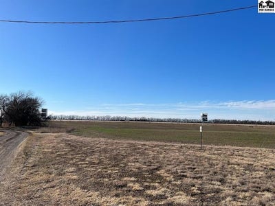 /international/us/industrial-dr-lot-5-inman-ks-110108030884/