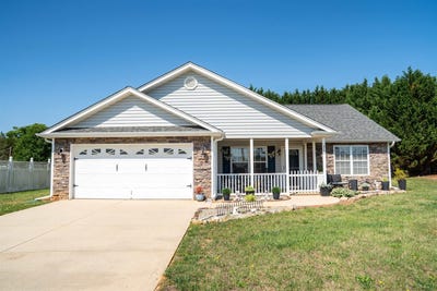 /international/us/111-inman-road-inman-sc-110108344816/