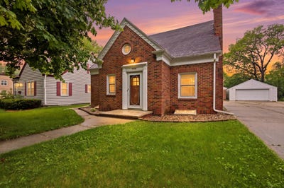 /international/us/1424-s-main-street-aberdeen-sd-110108252458/