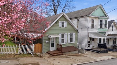 /international/us/27-lincoln-avenue-troy-ny-110107319029/