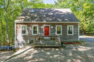 /international/us/50-northland-road-waterboro-me-110108680355/