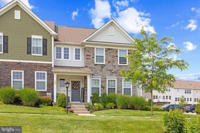 /international/us/734-sun-valley-drive-chester-springs-pa-110100586877/