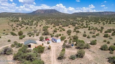/international/us/37500-w-bullet-road-seligman-az-110106785706/