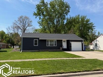/international/us/601-2nd-street-sw-britt-ia-110107809181/