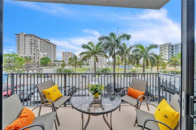/international/us/2101-s-ocean-dr-hollywood-fl-110110374839/