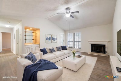 /international/us/1202-thorpe-lane-san-marcos-tx-110106280615/
