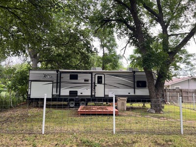 /international/us/105-w-wrights-avenue-comanche-tx-110108203884/