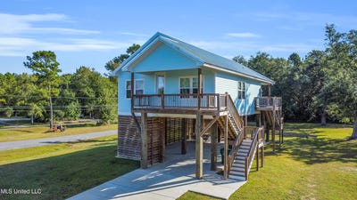 /international/us/10002-oliver-street-bay-saint-louis-ms-110103116897/