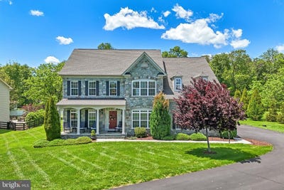 /international/us/17351-harmony-vista-drive-hamilton-va-110108299250/