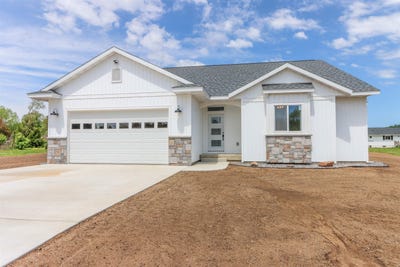 /international/us/1030-michele-court-port-edwards-wi-110107077443/