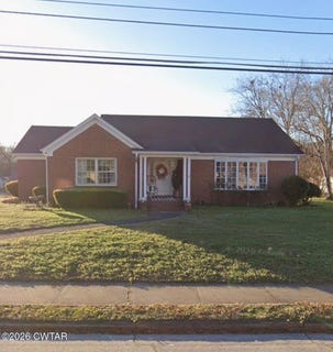 /international/us/410-s-high-street-trenton-tn-110110321228/