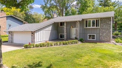 /international/us/1630-camelot-lane-ne-fridley-mn-110108588595/