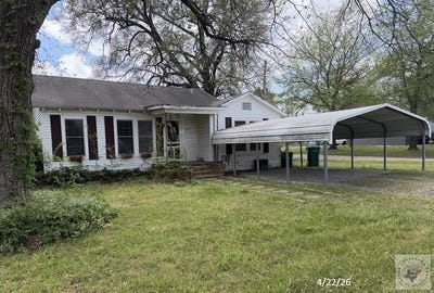 /international/us/211-sw-front-st-new-boston-tx-110107659111/