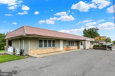 /international/us/8370-route-104-mount-pleasant-mills-pa-110100704726/