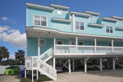 /international/us/1113-s-ocean-blvd-surfside-beach-sc-110109213822/