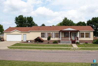 /international/us/2500-n-lyme-grass-ave-sioux-falls-sd-110100841038/