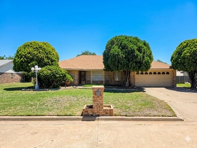 /international/us/808-cambridge-drive-altus-ok-110107963876/