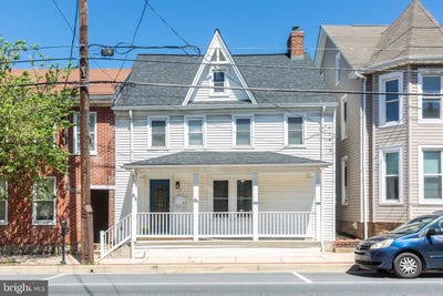 /international/us/17-york-st-taneytown-md-110108490776/