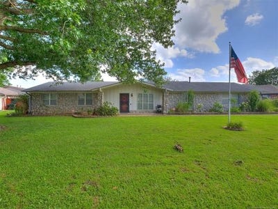/international/us/229-n-choctaw-court-claremore-ok-110108654453/
