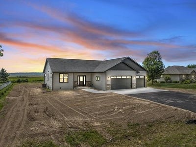 /international/us/7729-lanae-avenue-hewitt-wi-110100092229/