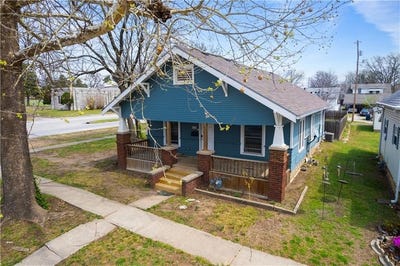 /international/us/1228-n-6th-street-independence-ks-110106920263/