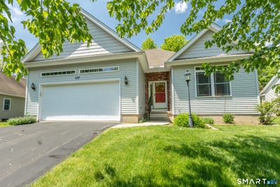 /international/us/449-tributary-lane-windsor-ct-110108252295/