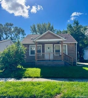 /international/us/8676-jewett-avenue-warren-mi-110110343411/
