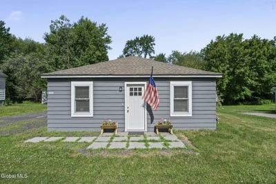 /international/us/6959-fuller-station-road-schenectady-ny-110108846819/