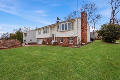 /international/us/84-north-view-avenue-cranston-ri-110106470739/