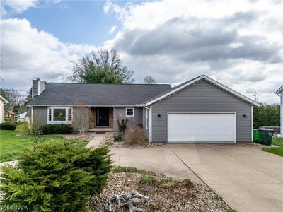 /international/us/422-n-crown-hill-road-orrville-oh-110105631155/