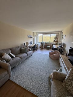 /international/us/220-55-46th-avenue-bayside-ny-110107853097/