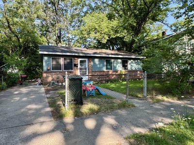 /international/us/1975-clinton-street-muskegon-mi-110101024151/?lang=zh-tw