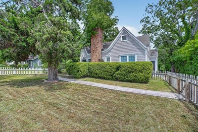/international/us/504-w-grove-street-kaufman-tx-110107860590/