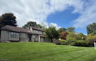/international/us/669-alexander-ct-river-vale-twp-nj-110119731587/