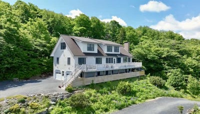 /international/us/74-hilltop-drive-greenville-me-110091926525/