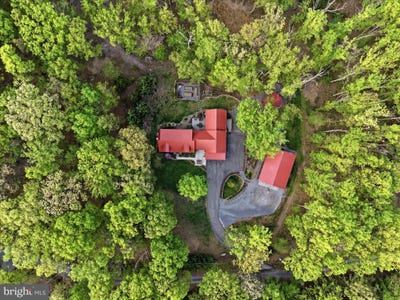 /international/us/330-sideling-mountain-drive-slanesville-wv-110107666481/
