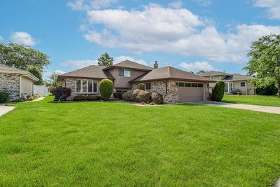 /international/us/14843-anne-court-oak-forest-il-110108998322/