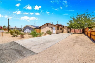 /international/us/6413-smoketree-avenue-29-palms-ca-110100527500/