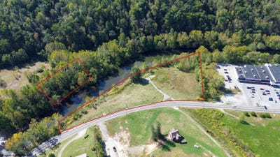 /international/us/3004-state-street-gassaway-wv-110095147656/