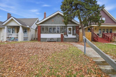/international/us/2875-n-36th-st-milwaukee-wi-110107195556/