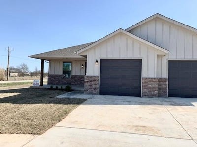 /international/us/796-ne-4th-street-newcastle-ok-110095727491/